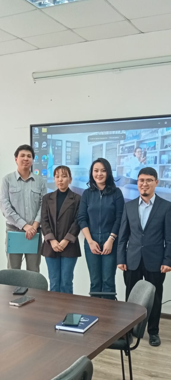 ЖАС ІЗДЕНУШІЛЕРГЕ ҚОЛДАУ!